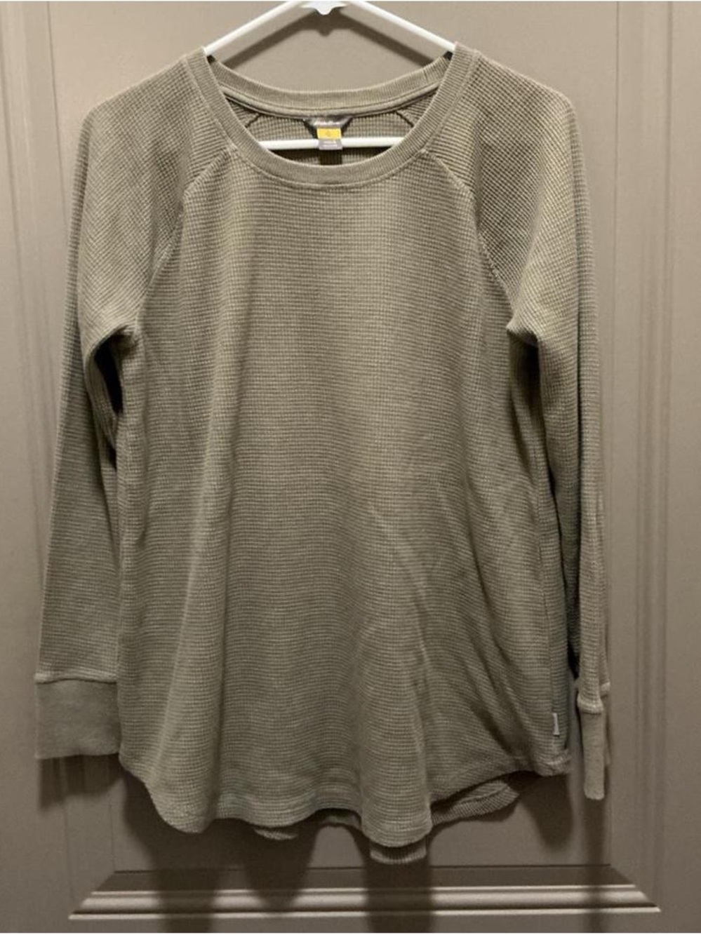 Eddie Bauer olive green waffle knit long sleeve top circle hem women’s large